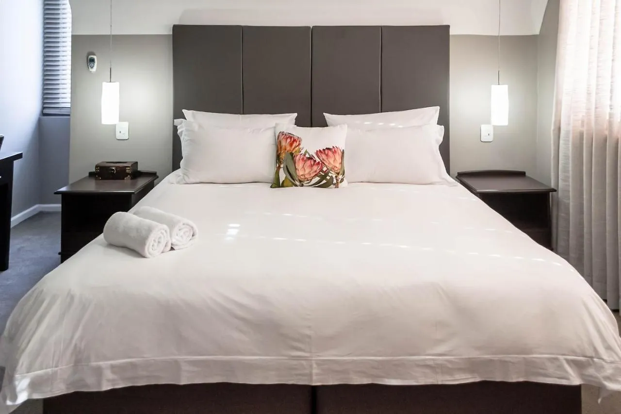 Ruslamere Hotel And Conference Centre Durbanville 4*,