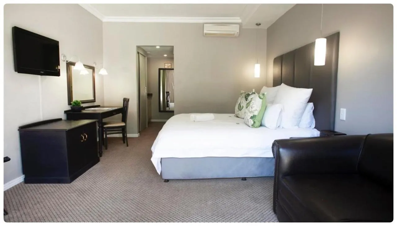 Ruslamere Hotel And Conference Centre Durbanville 4*,  South Africa