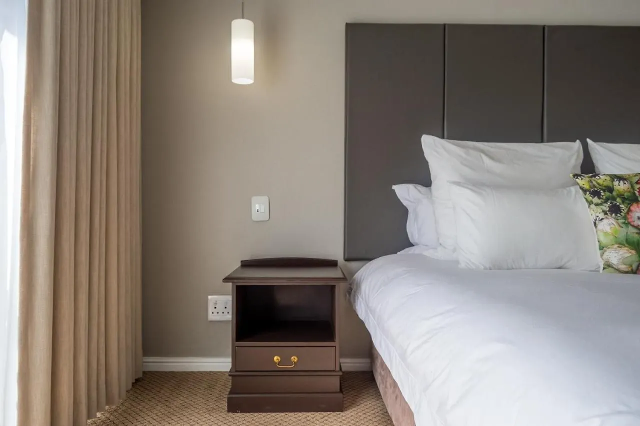 Ruslamere Hotel And Conference Centre Durbanville 4*,