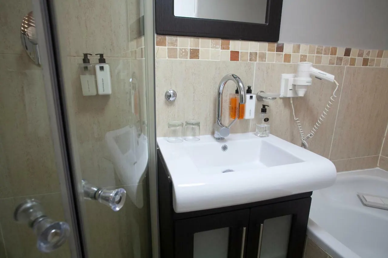 Ruslamere Hotel And Conference Centre Durbanville 4*,  Νότια Αφρική